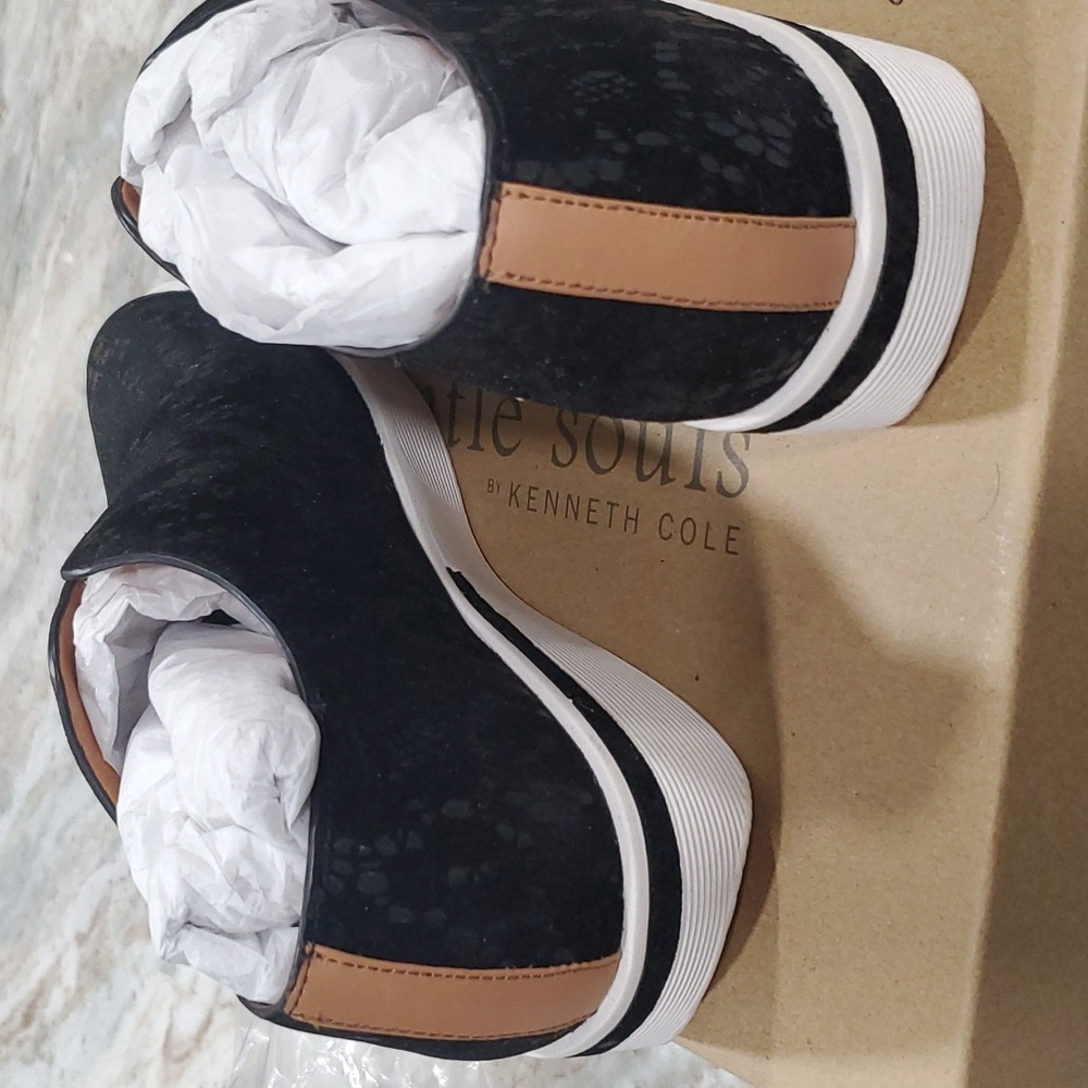 ☀️GENTLE SOULS BRAND NEW BLACK SHOES ☀️ velvet or suede look